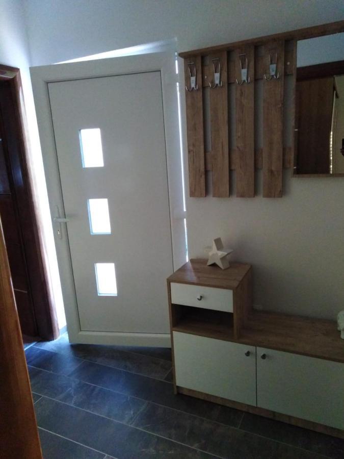 Apartman Vidovic ليفنو المظهر الخارجي الصورة